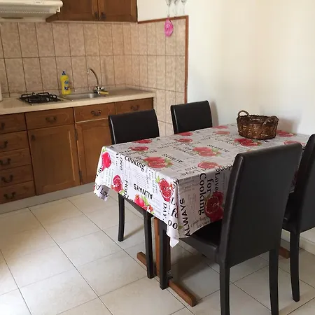 Apartmani Luiza Cres Exterior photo