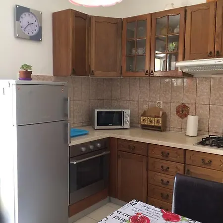 Apartmani Luiza Cres Exterior photo