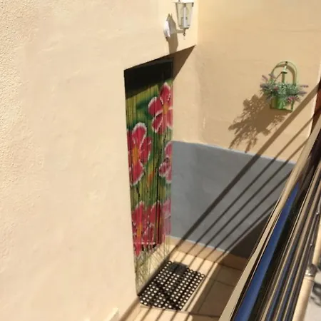 Apartmani Luiza Cres Exterior photo