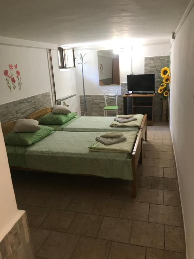 Luiza Apartment *